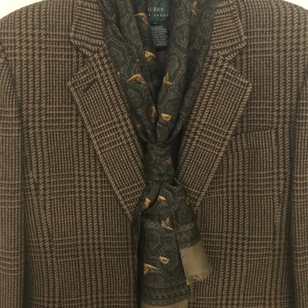 Echo Garden and Gun Inspired Scarf